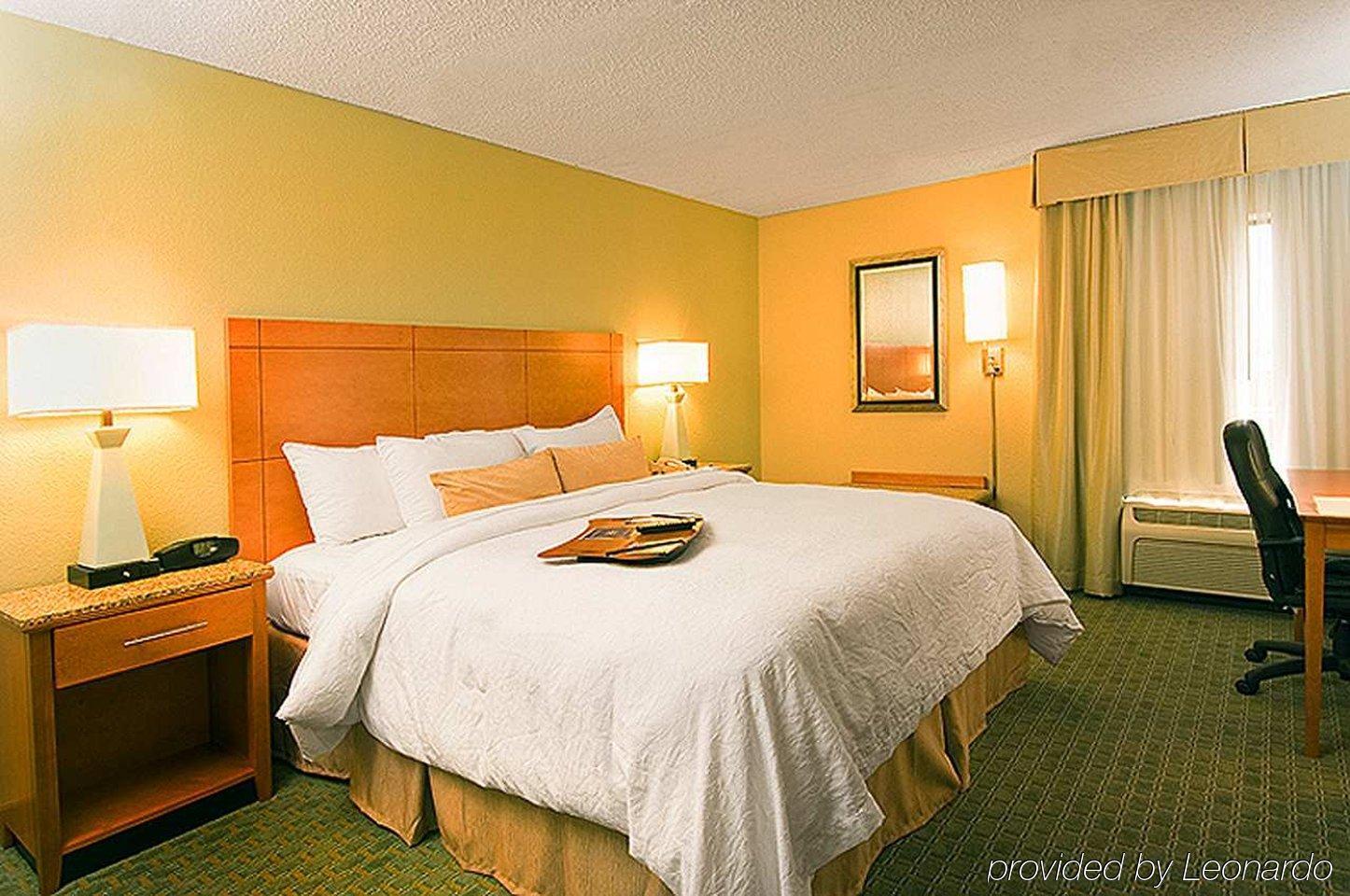 Hampton Inn & Suites Houston-Medical Center-Nrg Park Pokoj fotografie